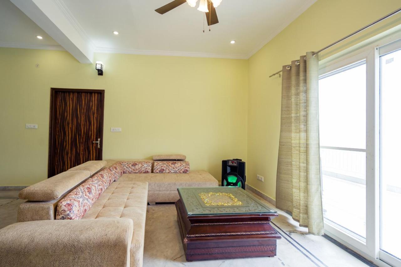 Guest house Spot On 40739 Nandi Palace Spot