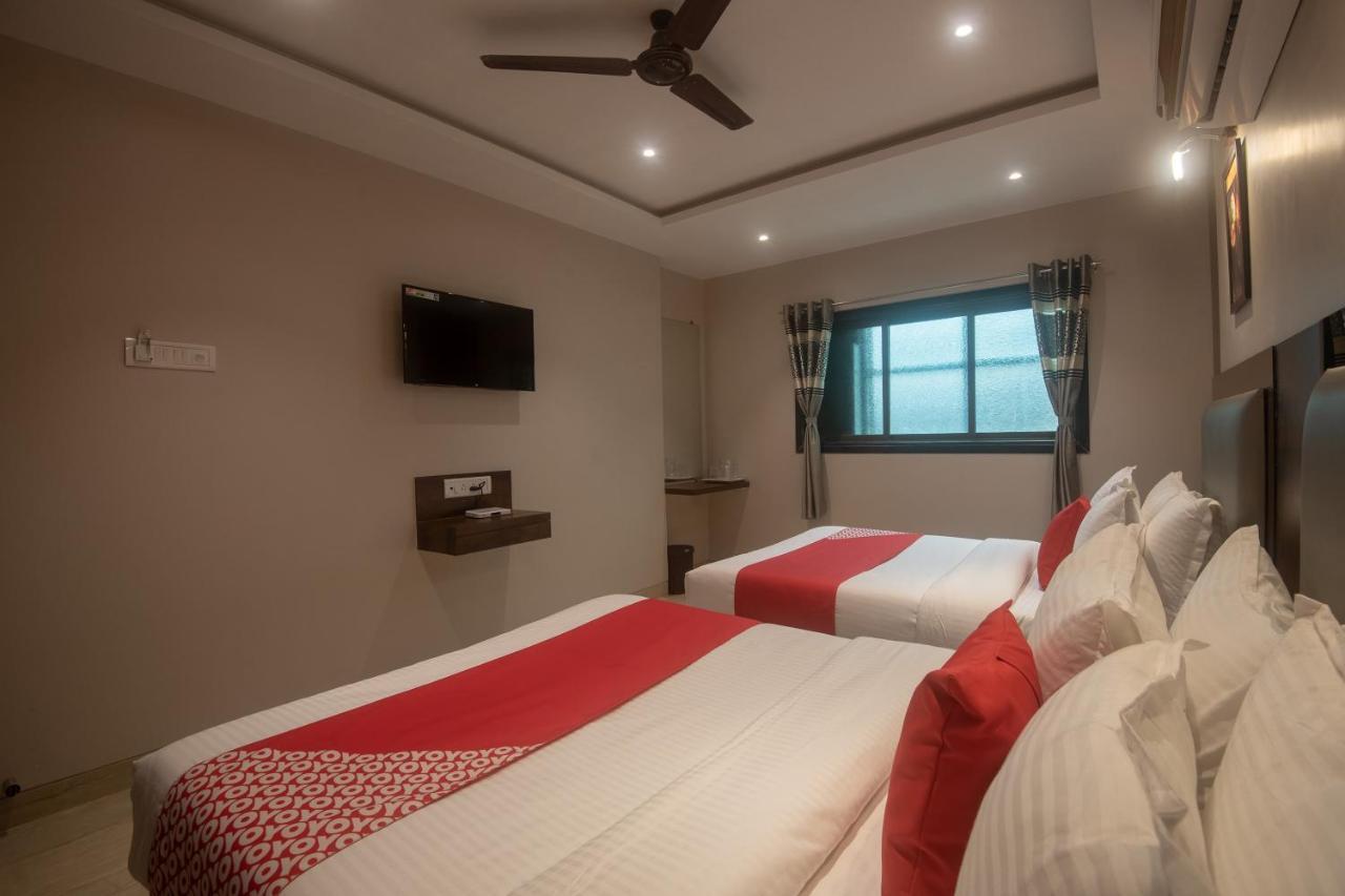 Hotel Oyo 41605 Prince Palace