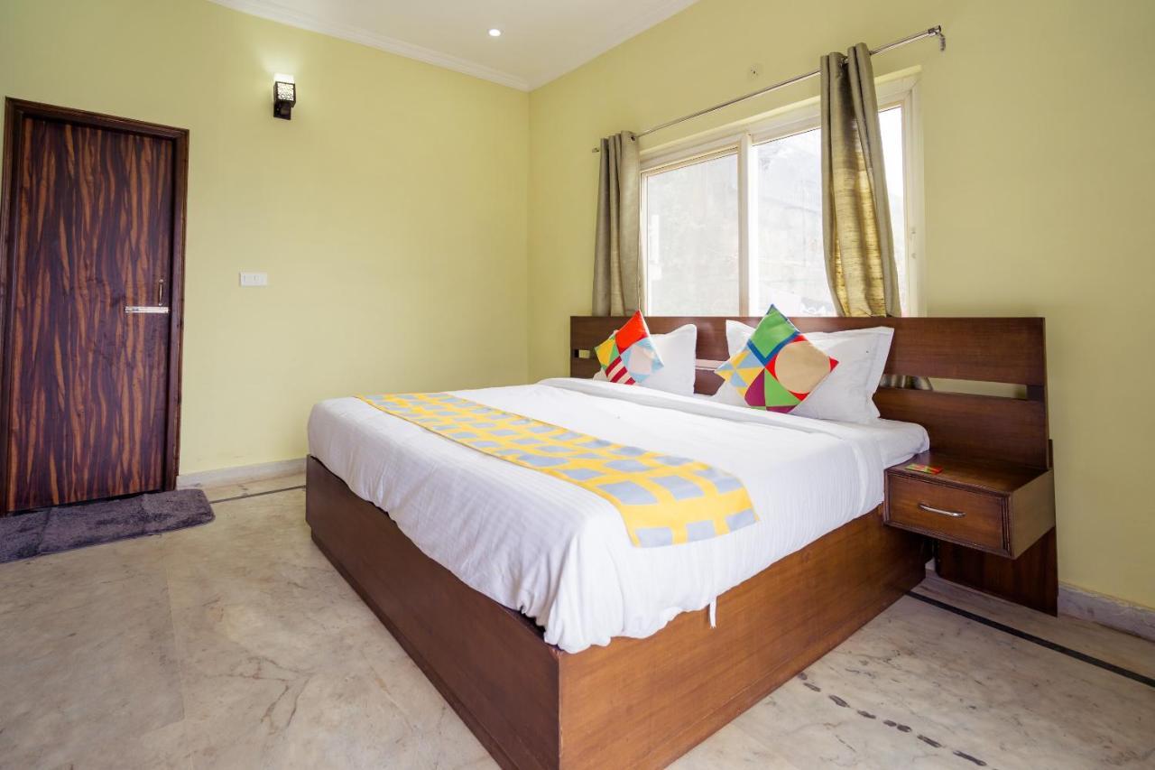 Guest house Spot On 40739 Nandi Palace Spot Mumbai
