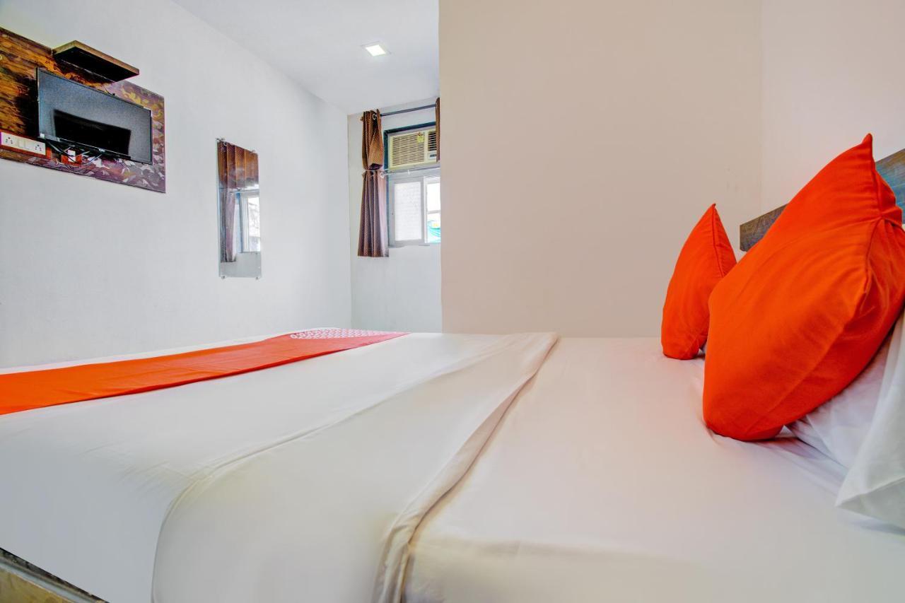 Oyo 76486 Silver Moon Hotel 2*