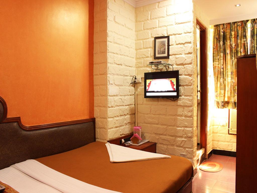 Everest Hotel Mumbai