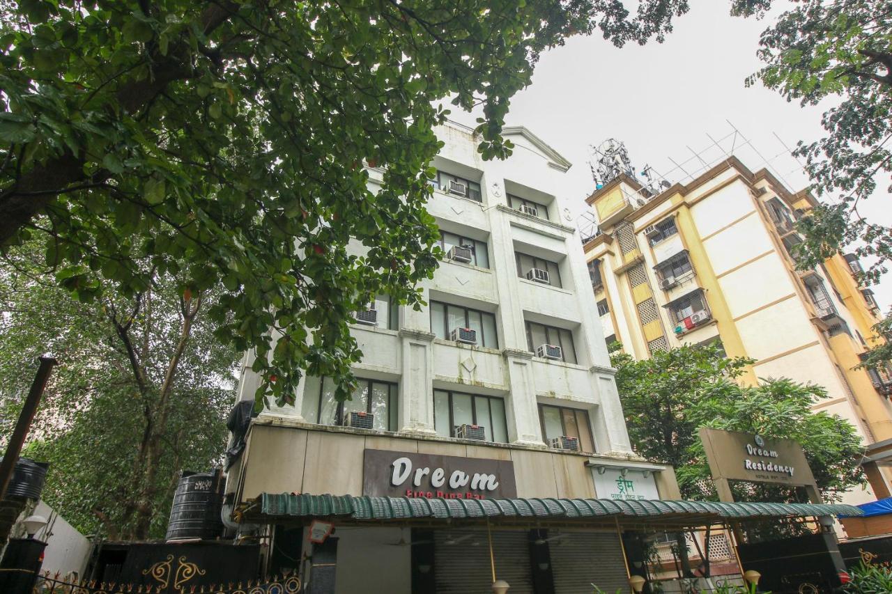 Vaccinated Staff- Capital O75414 Dream Residency 3* Mumbai