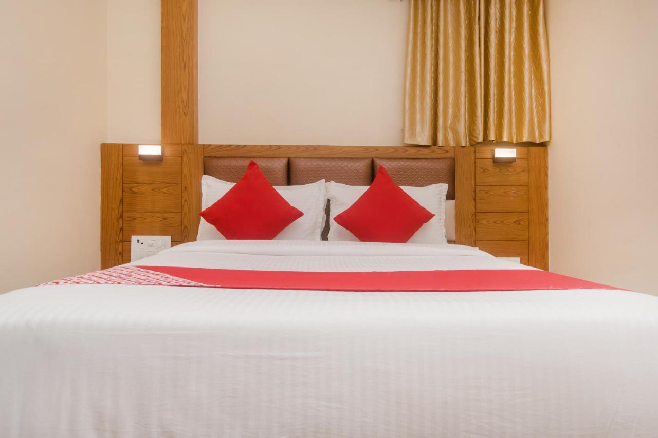 Oyo 22829 Volga Hotel 3*