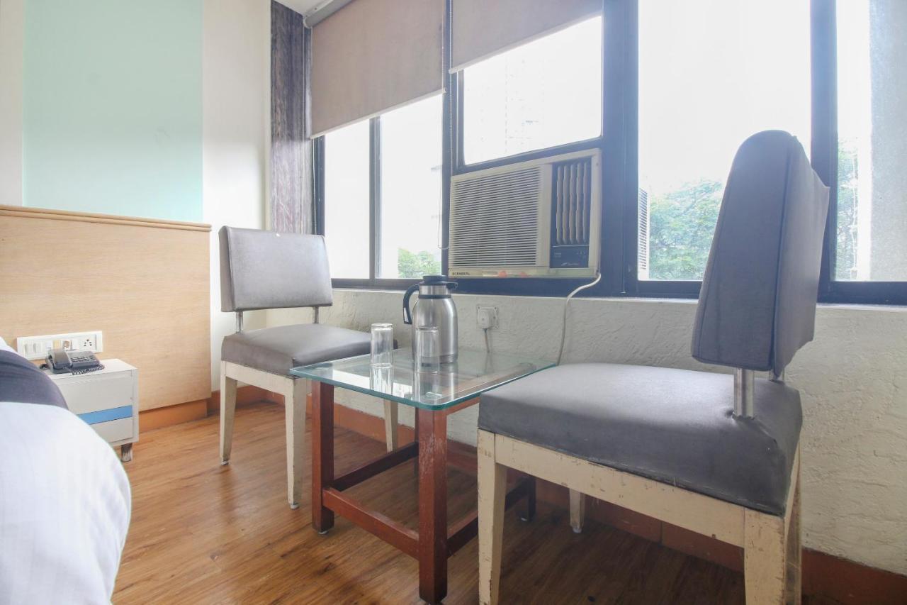 Vaccinated Staff- Capital O75414 Dream Residency 3* Mumbai