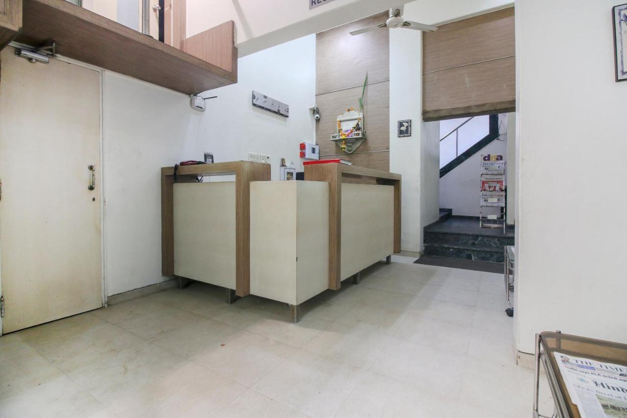 Vaccinated Staff- Capital O75414 Dream Residency 3* Mumbai