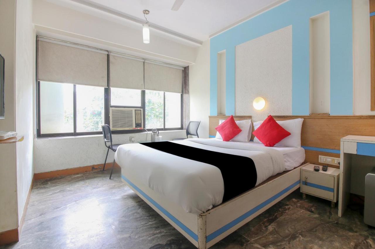 Vaccinated Staff- Capital O75414 Dream Residency Hotel 3*