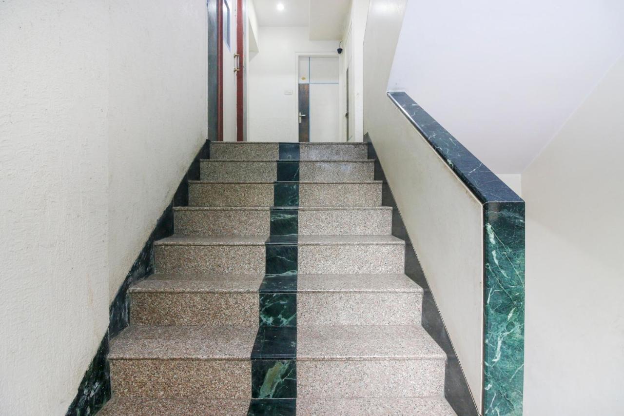 Vaccinated Staff- Capital O75414 Dream Residency Hotel