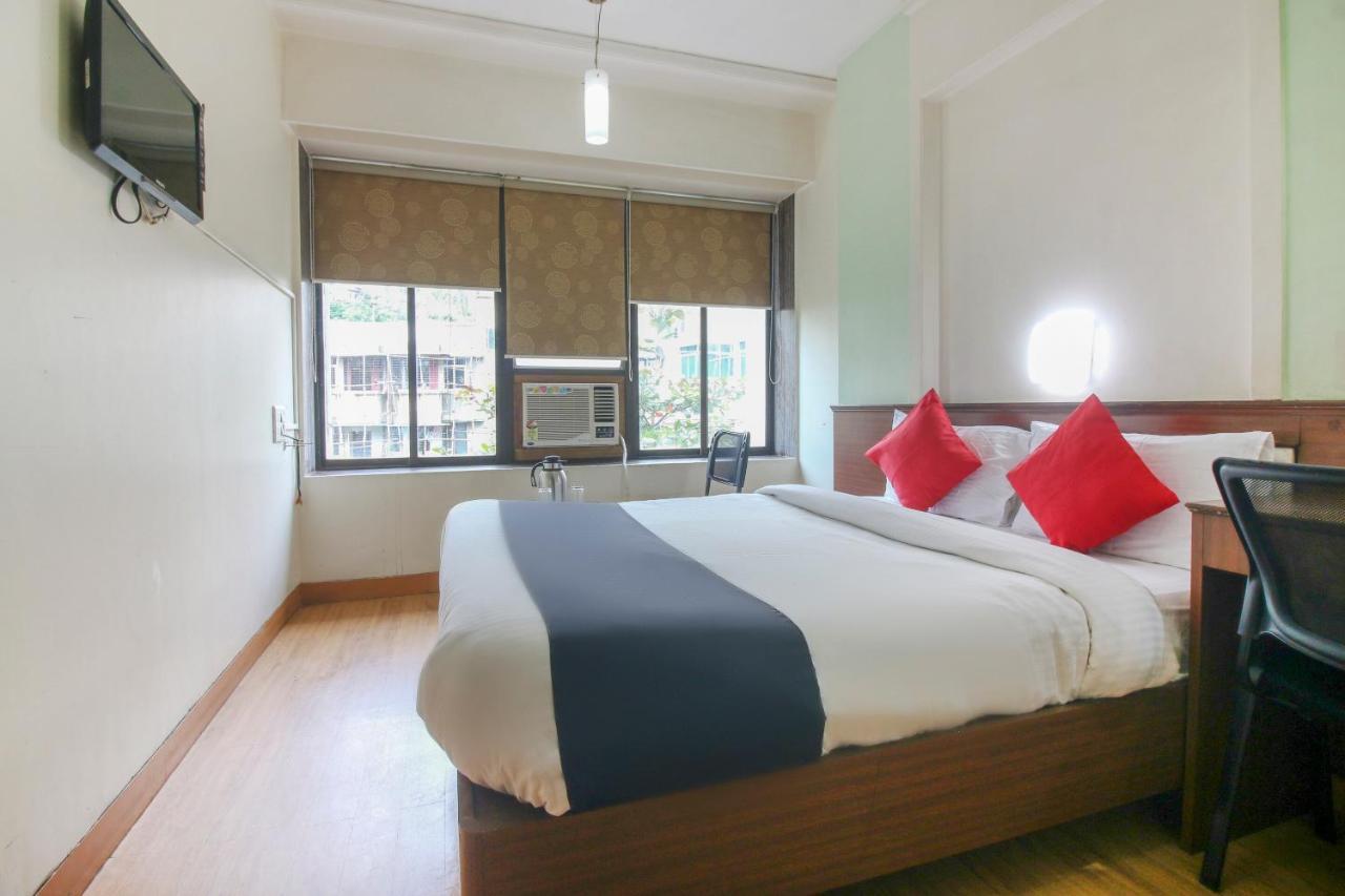 Hotel Vaccinated Staff- Capital O75414 Dream Residency
