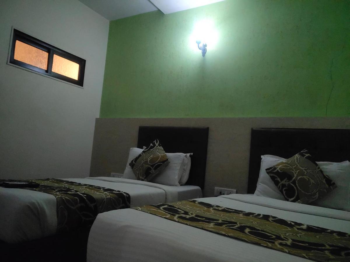 Golden Nest Popular Residency Hotel 2*
