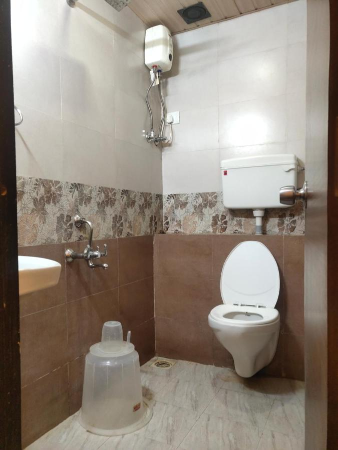 Golden Nest Popular Residency Hotel