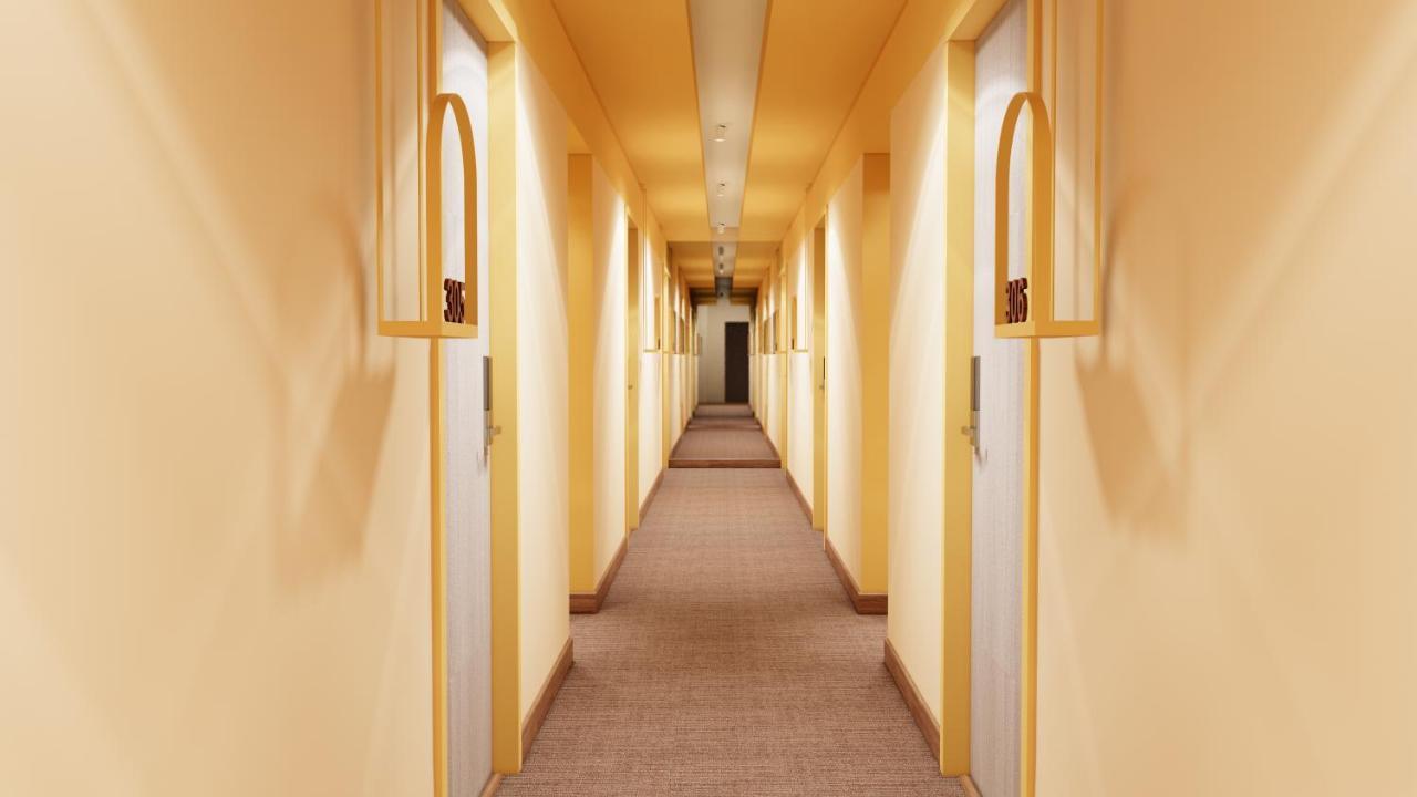 Bloom - Juhu Hotel 4*