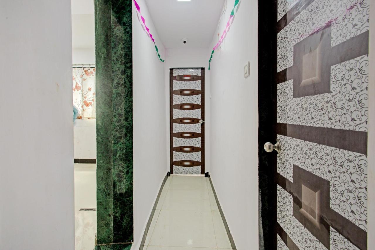 Oyo 81092 Hotel Simla House 3* Mumbai