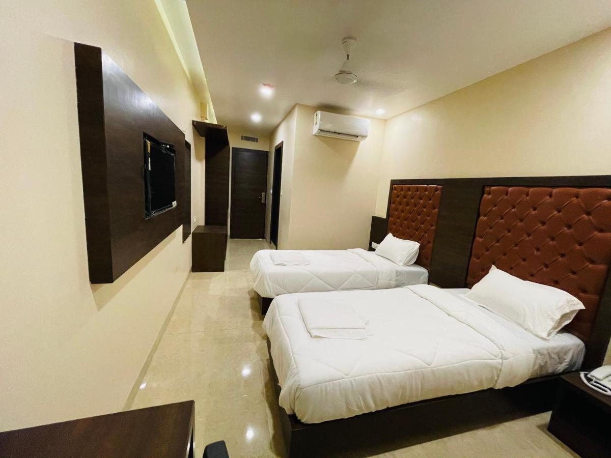New 3* Mumbai