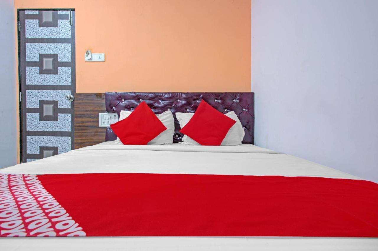 Hotel Oyo 81092 Hotel Simla House