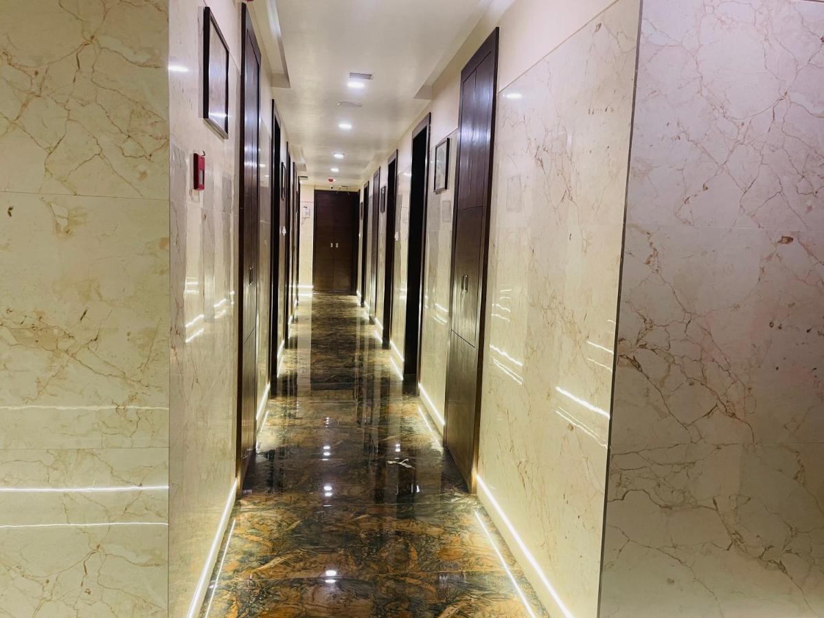 New 3* Mumbai
