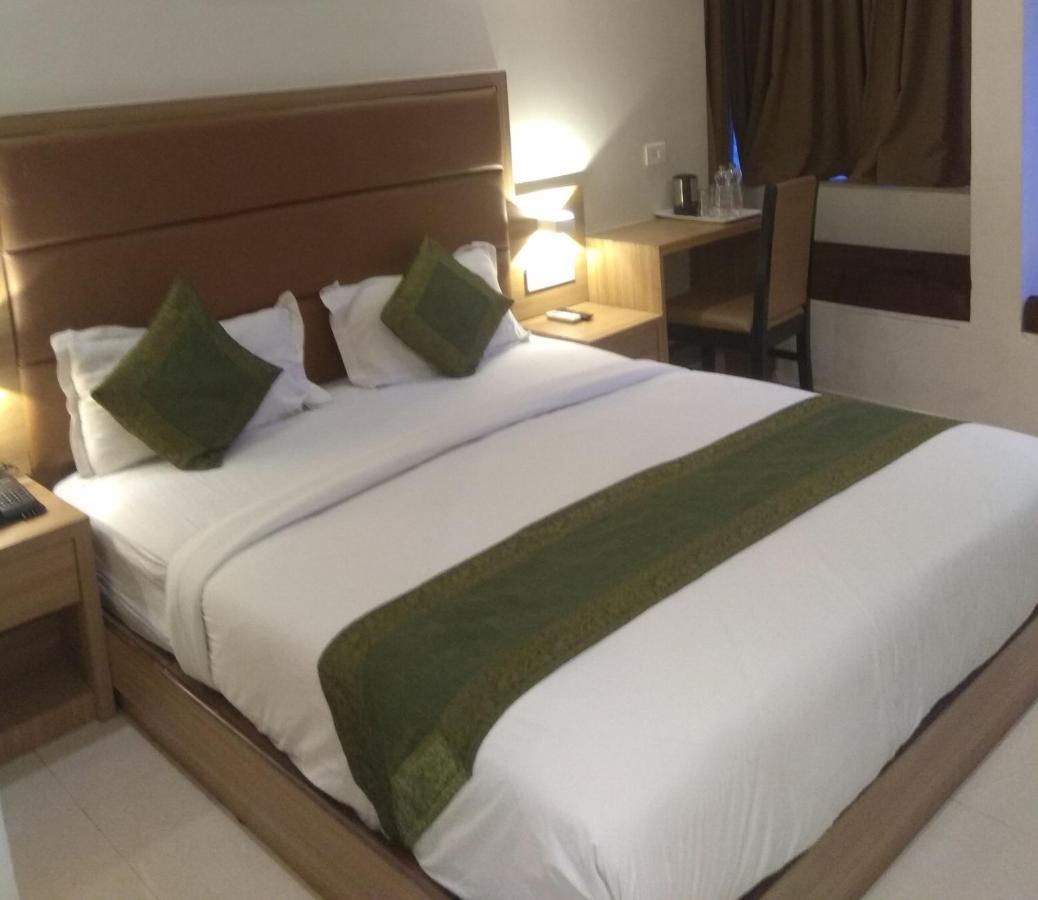 Hotel West Blue Bombaim