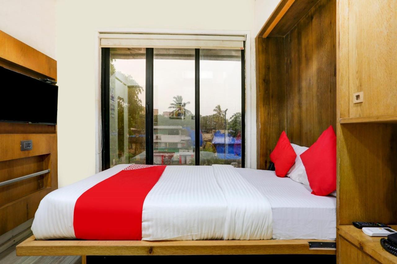 Oyo 81549 Hotel Elegance Nx Hotel