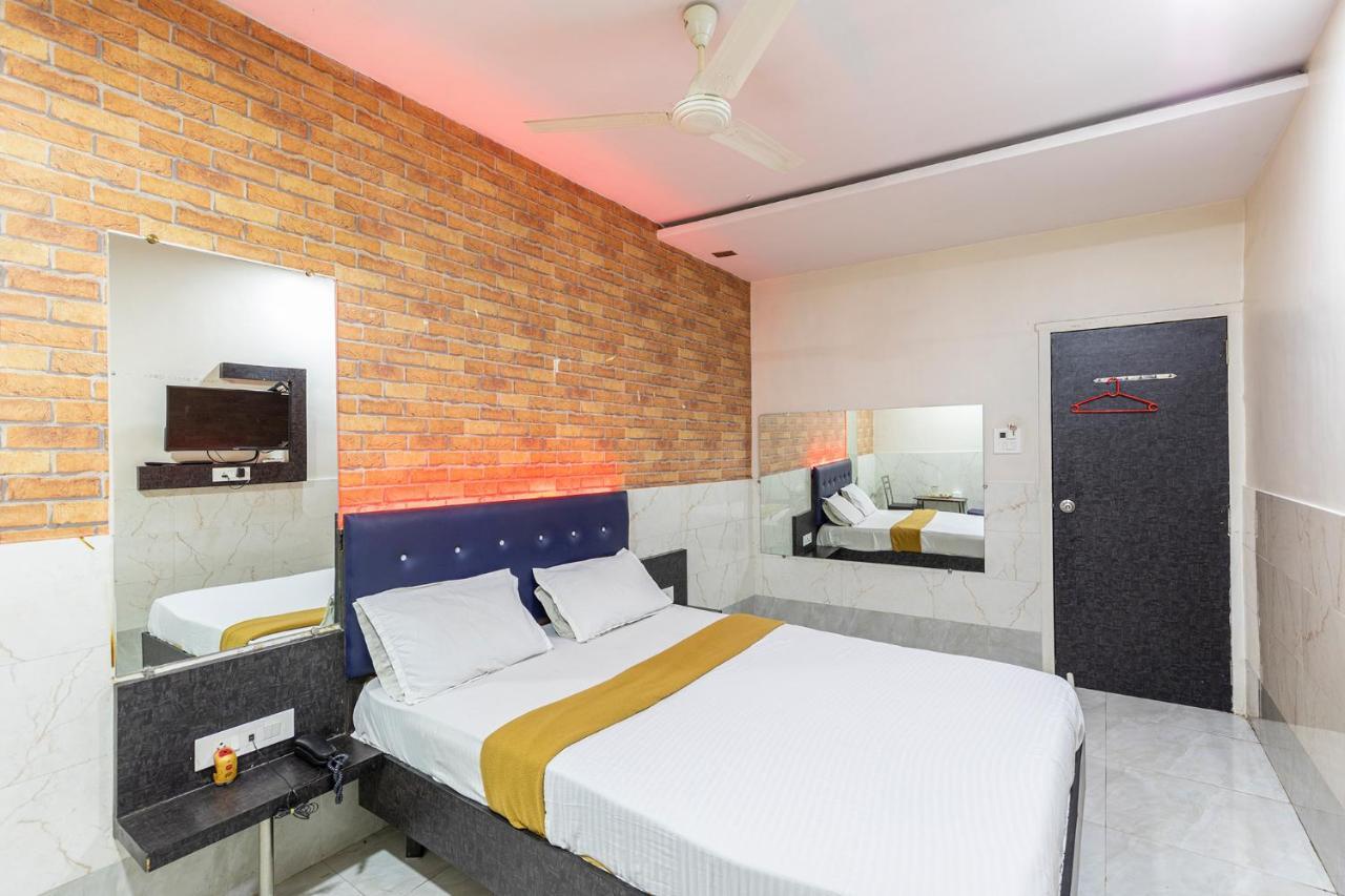 Hotel Amrapali Lodging And Boarding