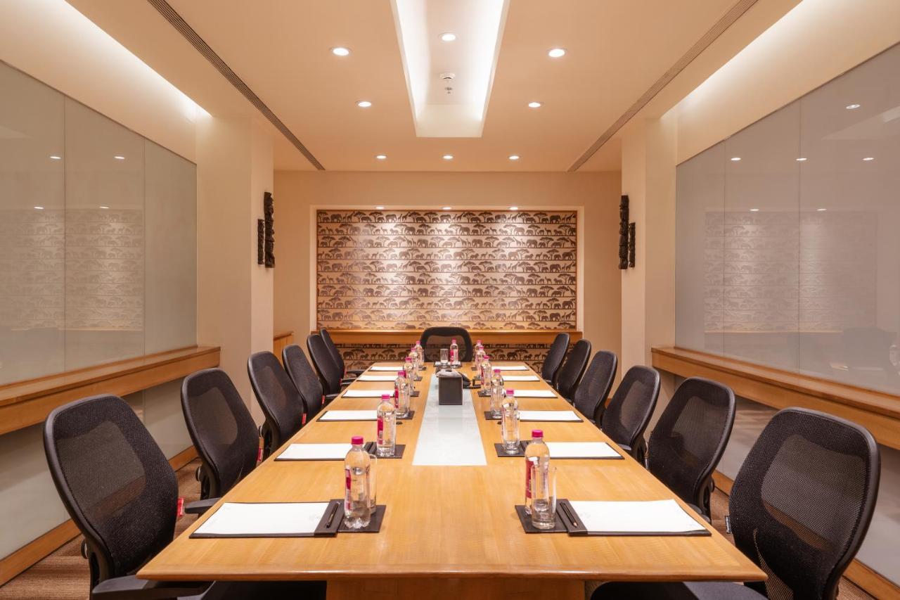 Taj Wellington Mews 5* Mumbai