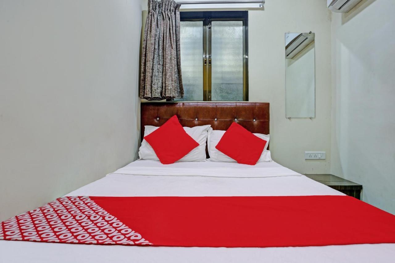 Oyo 82580 Taj Residency Lodging And Boarding 3*