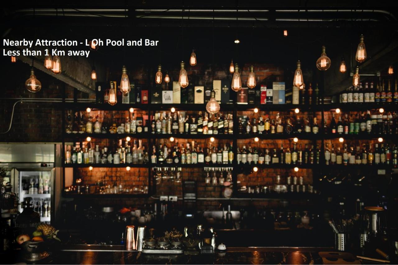 Oyo 82580 Taj Residency Lodging And Boarding Hotel Mumbai