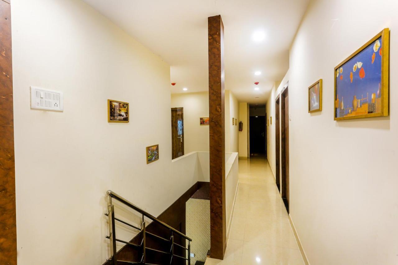 Fabhotel Tavakkal Hotel Mumbai