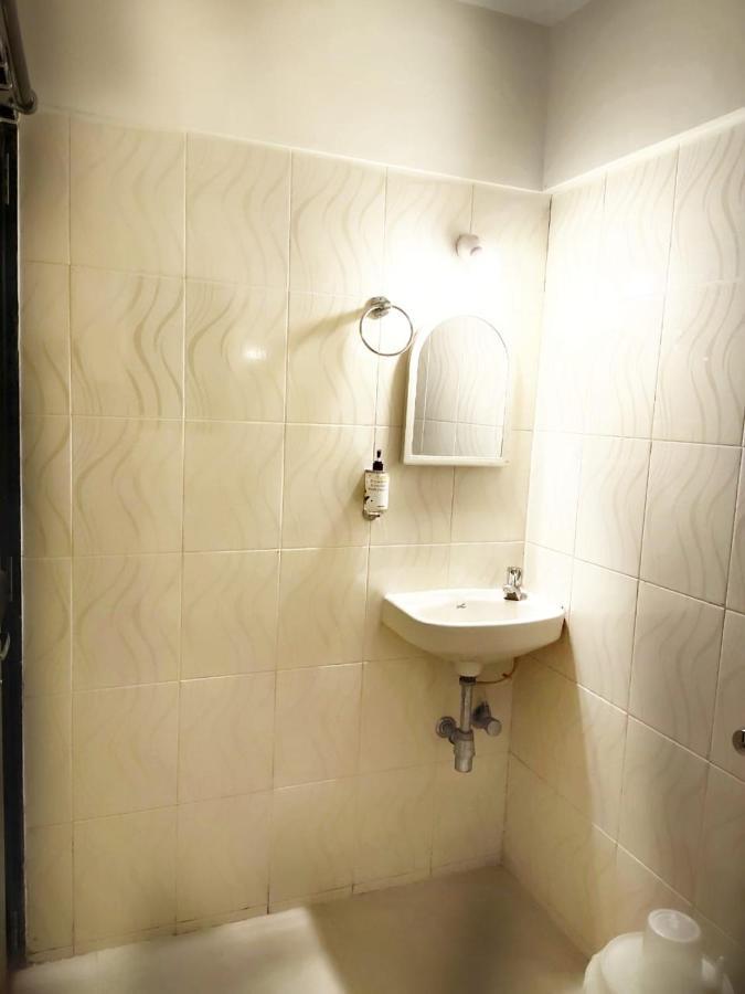 Hotel Daisy Residency 3*