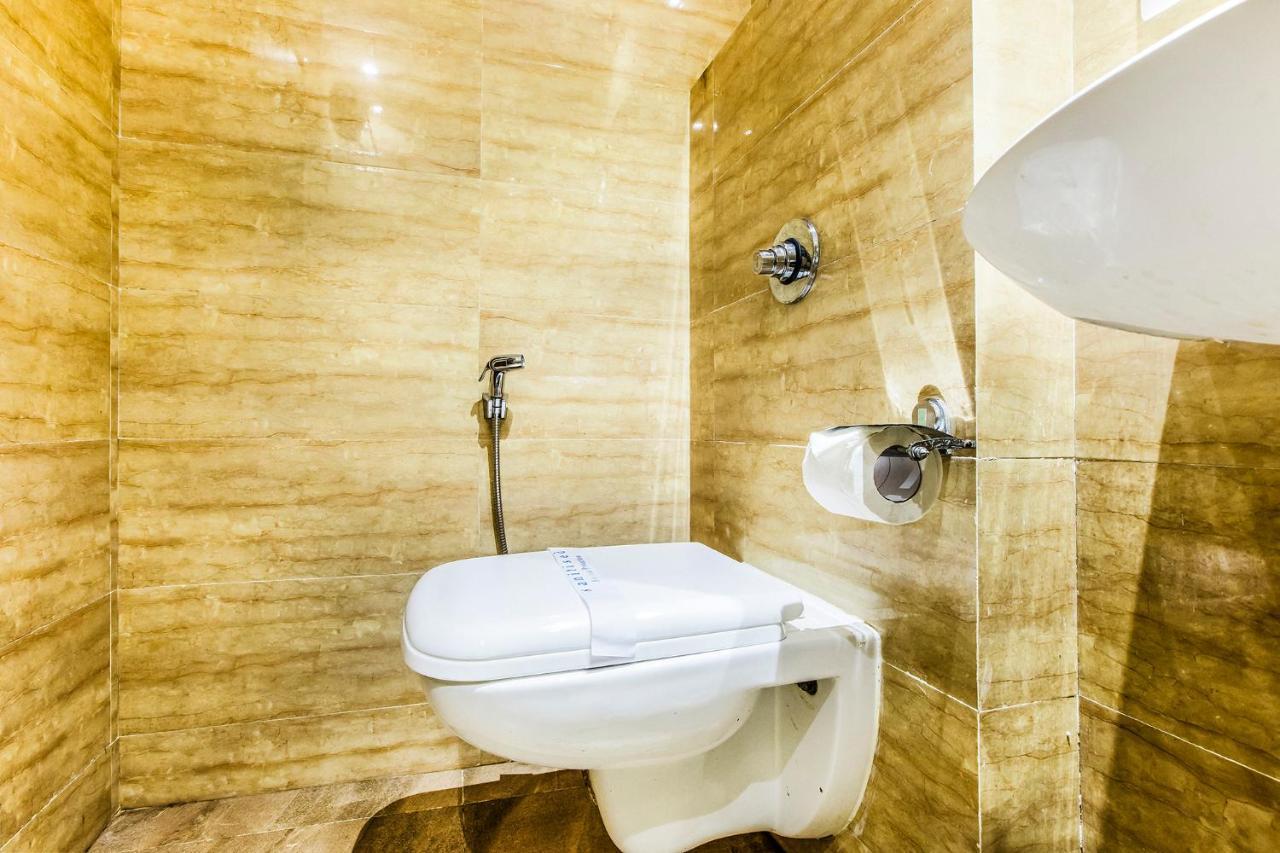 Fabhotel Regal International