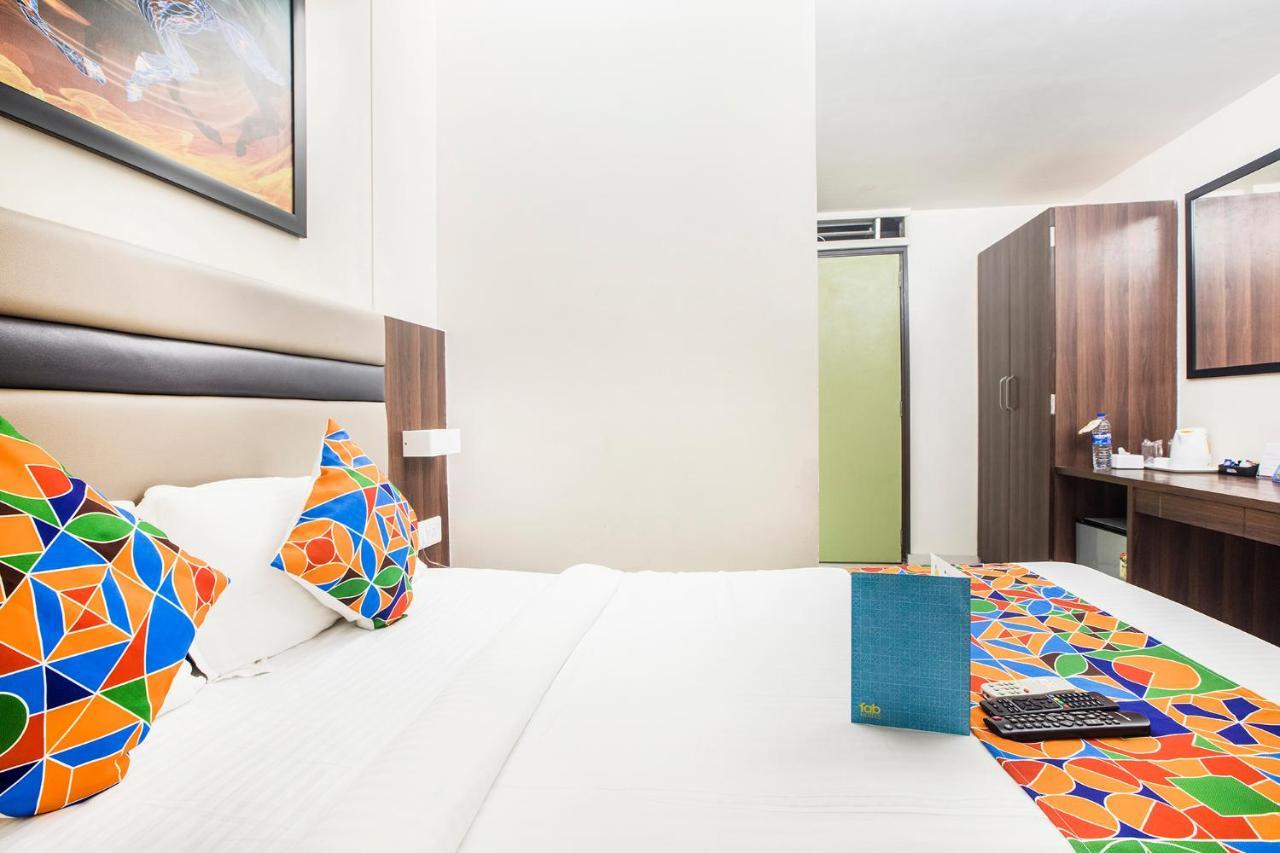 Fabhotel Regal International Hotel