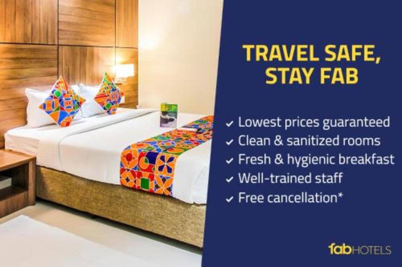 Fabhotel Regal International 3* Bombaim