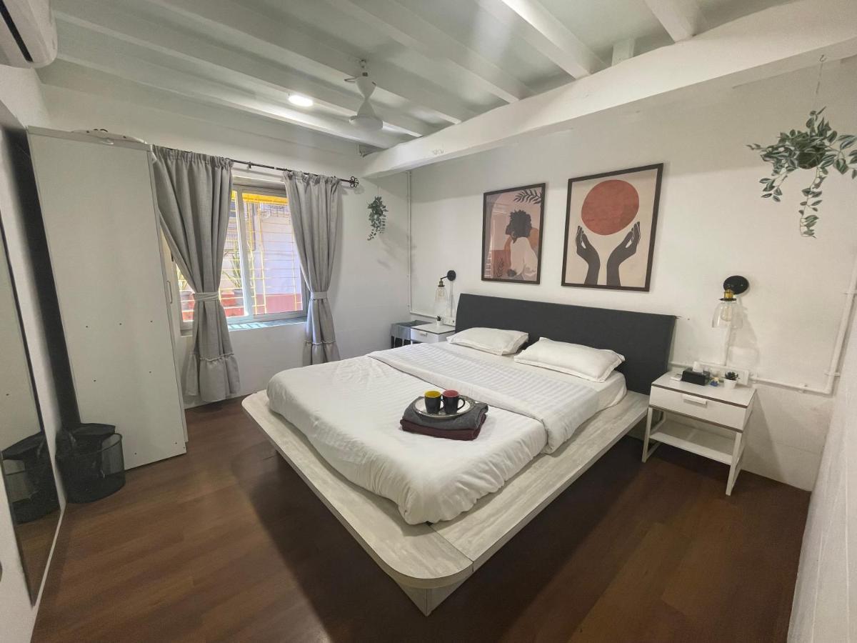 Sofia 1bhk Khar W By The Company * Mumbai