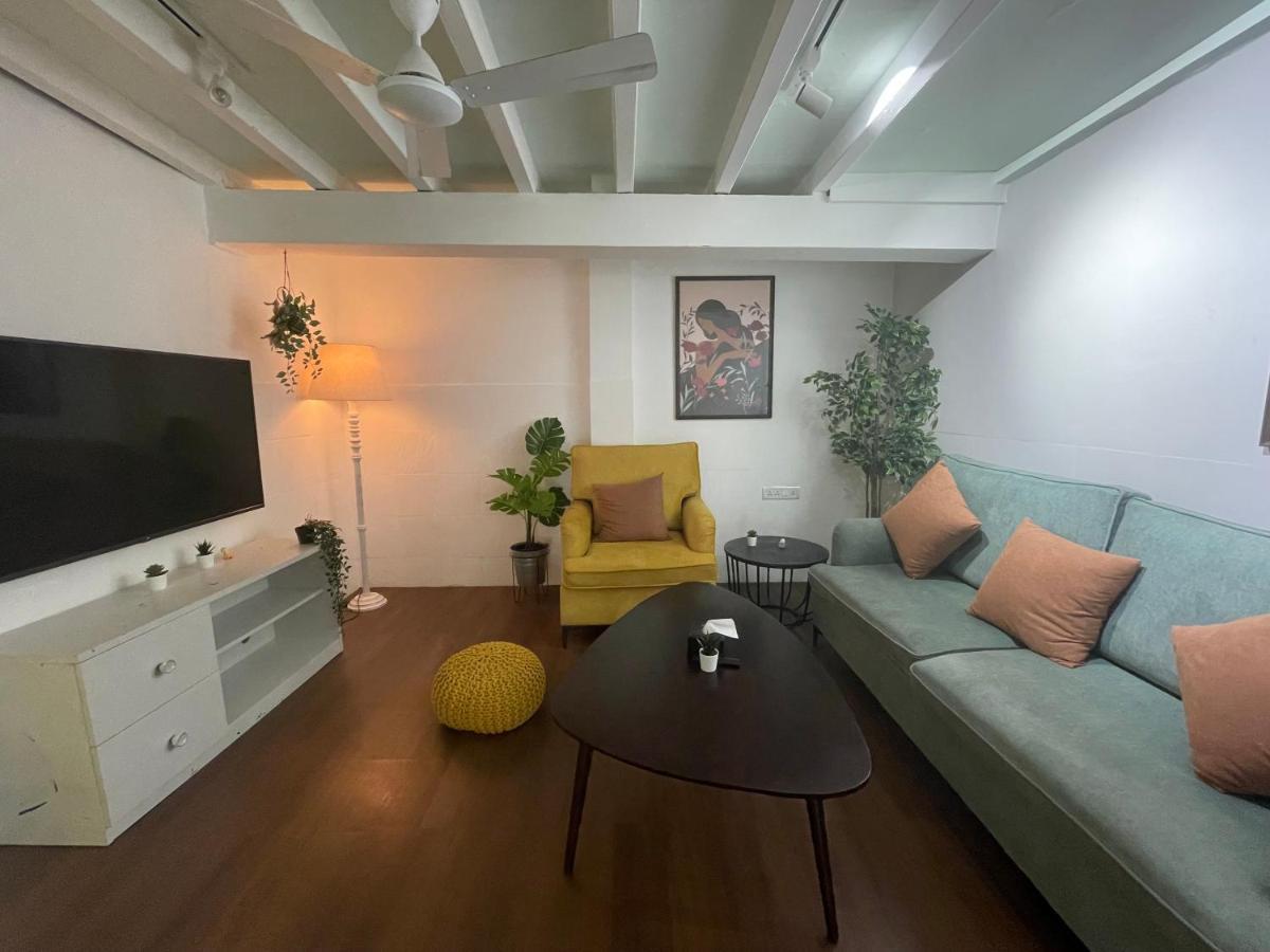 Sofia 1bhk Khar W By The Company Apartment