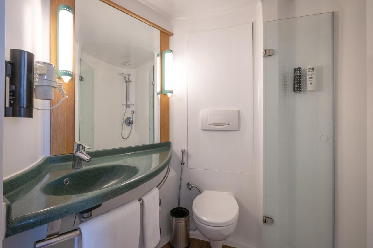 Hotel Ibis Airport - An Accor Brand