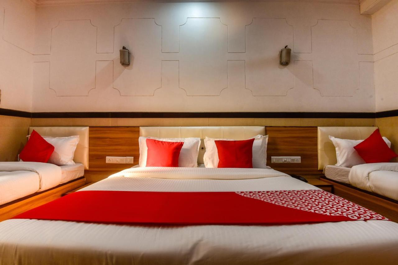 Oyo 69199 Swapna Hotel 3*