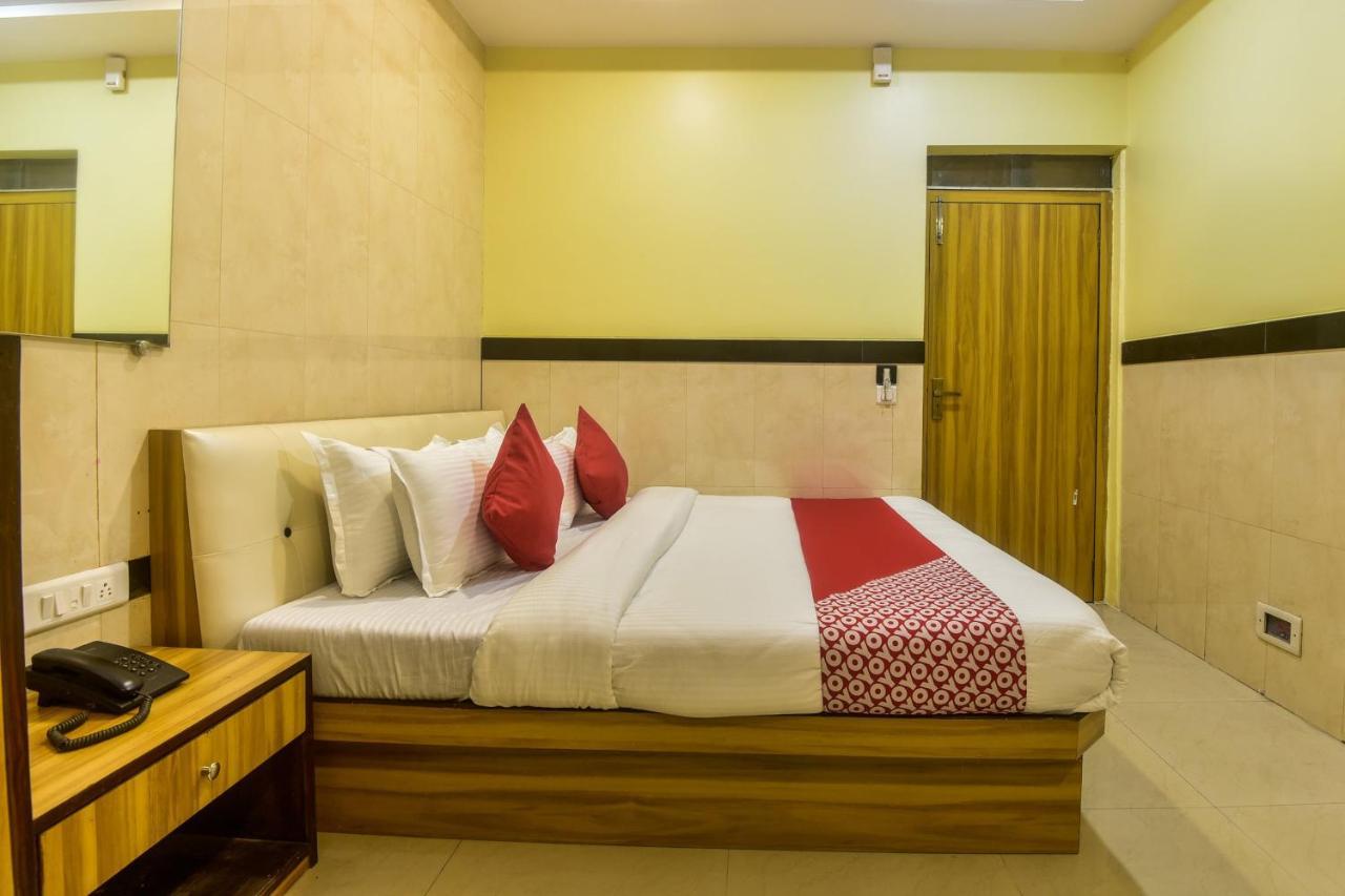 Oyo 69199 Swapna Hotel 3*
