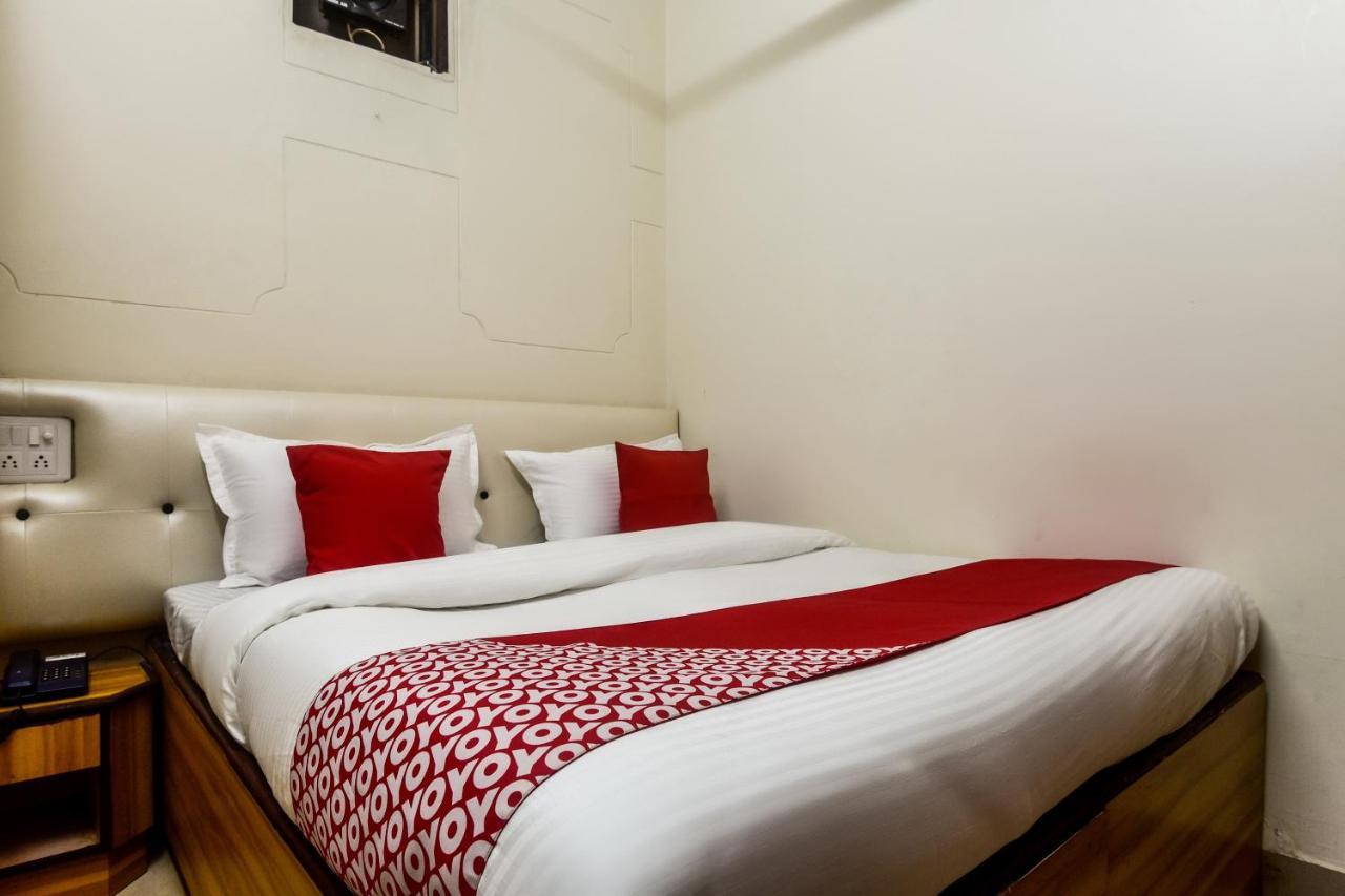 Oyo 69199 Swapna Hotel Mumbai