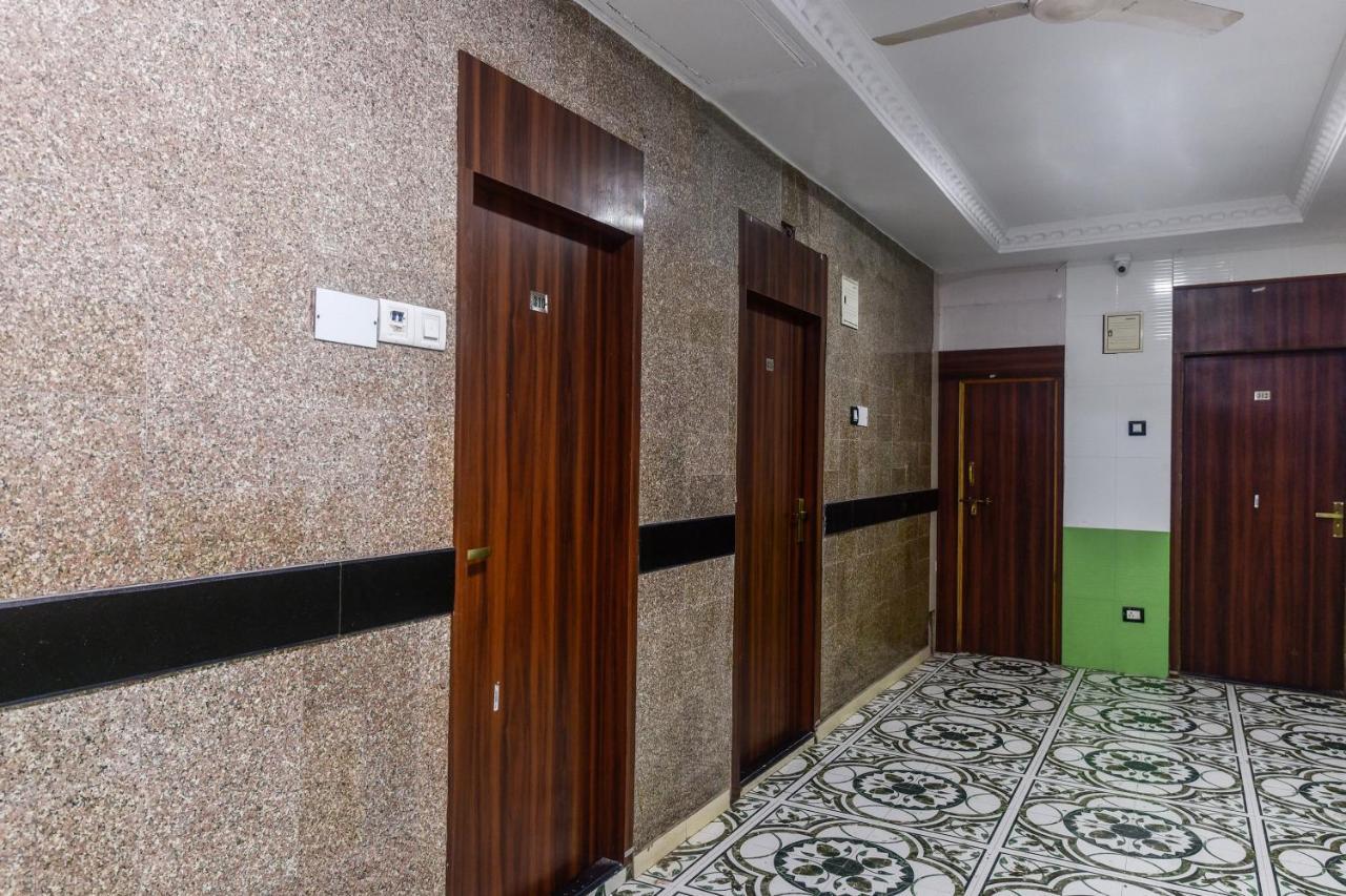 Oyo 69199 Swapna Hotel 3*