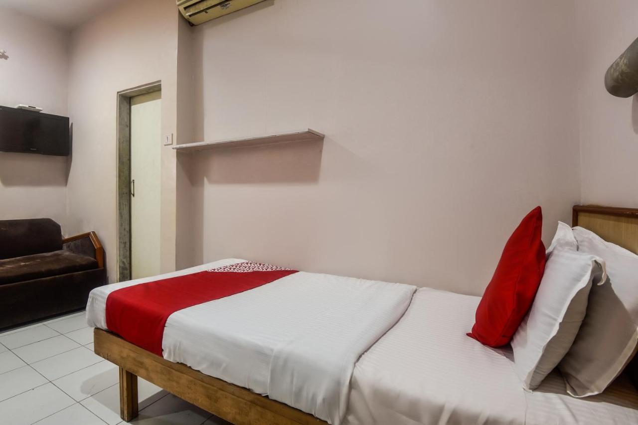 Hotel Oyo 69199 Swapna 3*