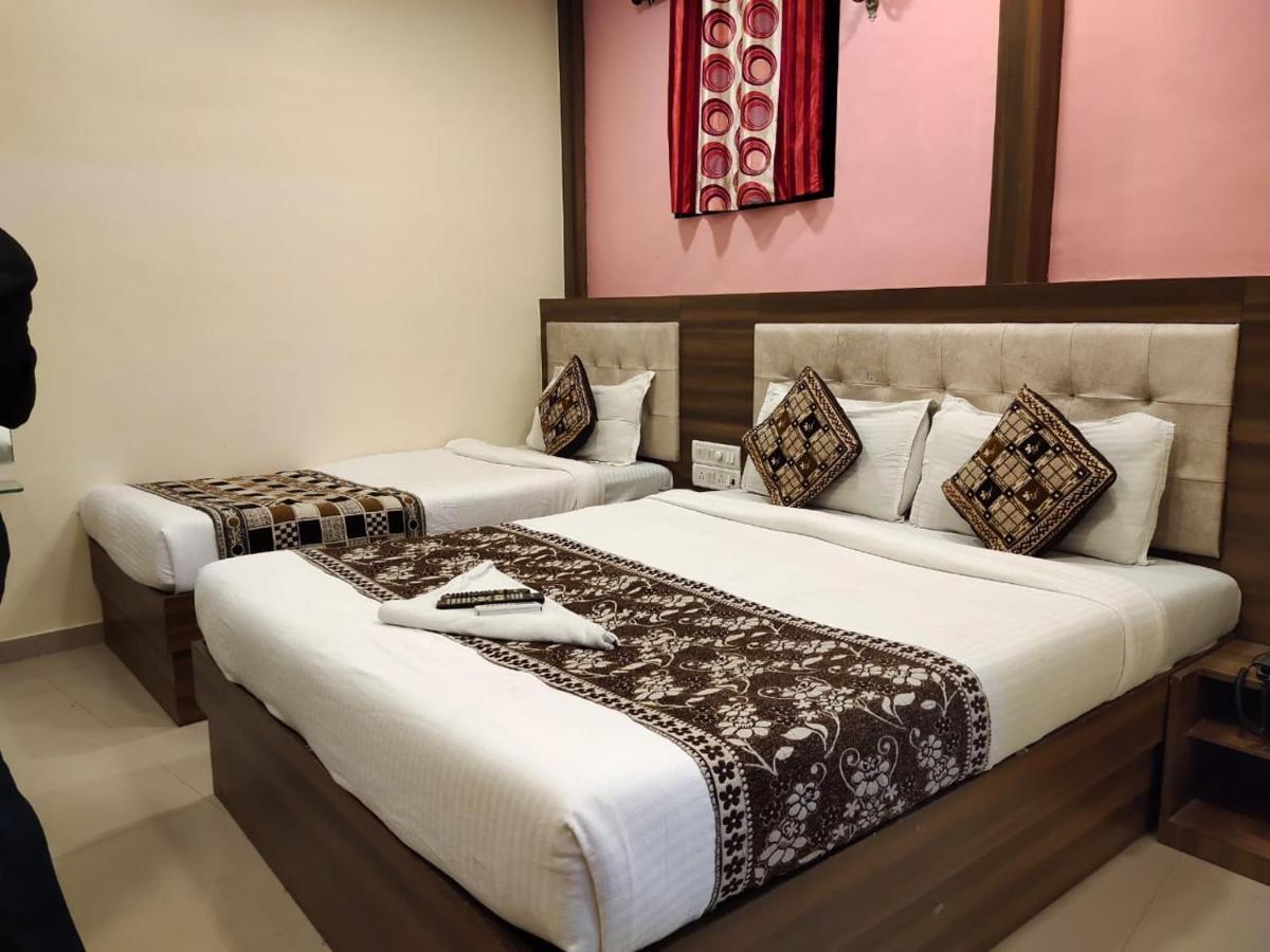 Golden Galaxy Hotel