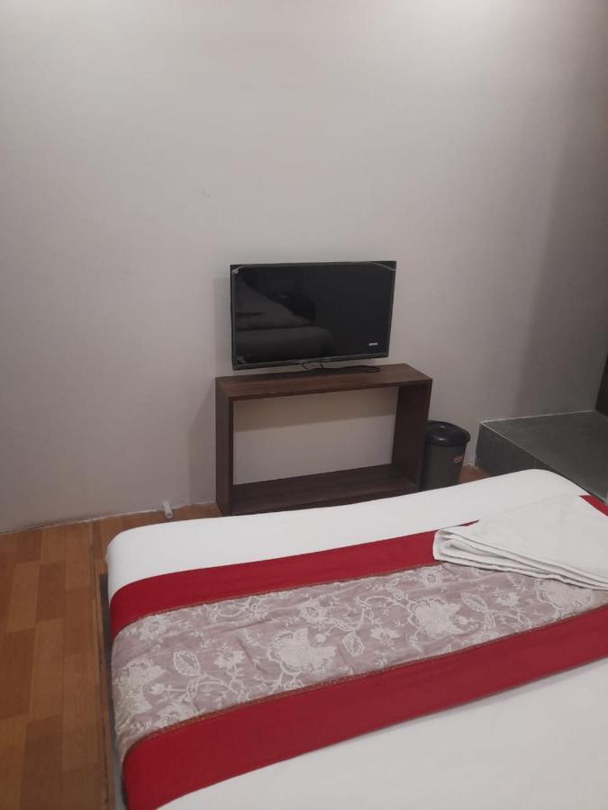 Hotel Grants Residency Guest house *
