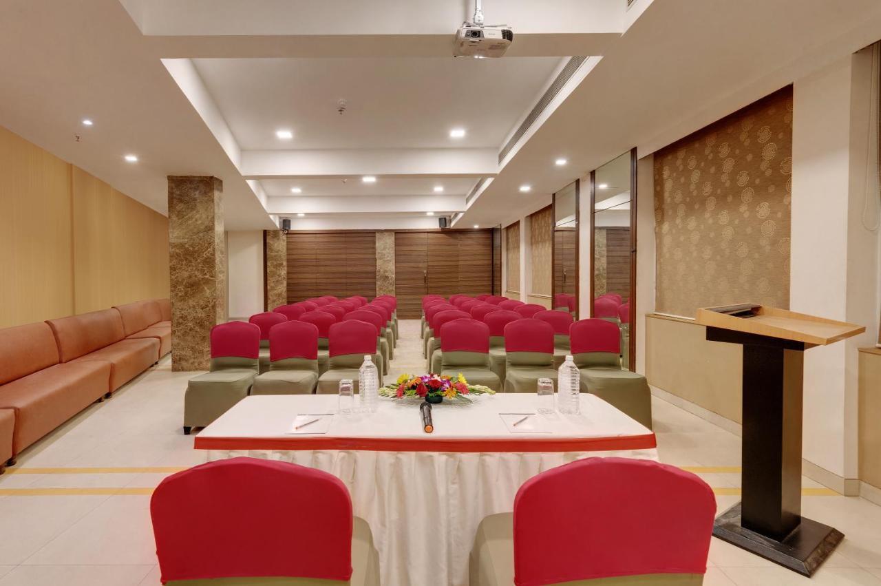 The Caliph Hotel, Near Powai Hotel 3*