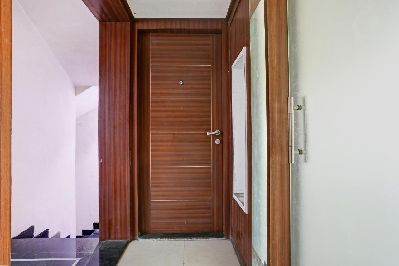 Oyo 85290 Milona Service Hotel