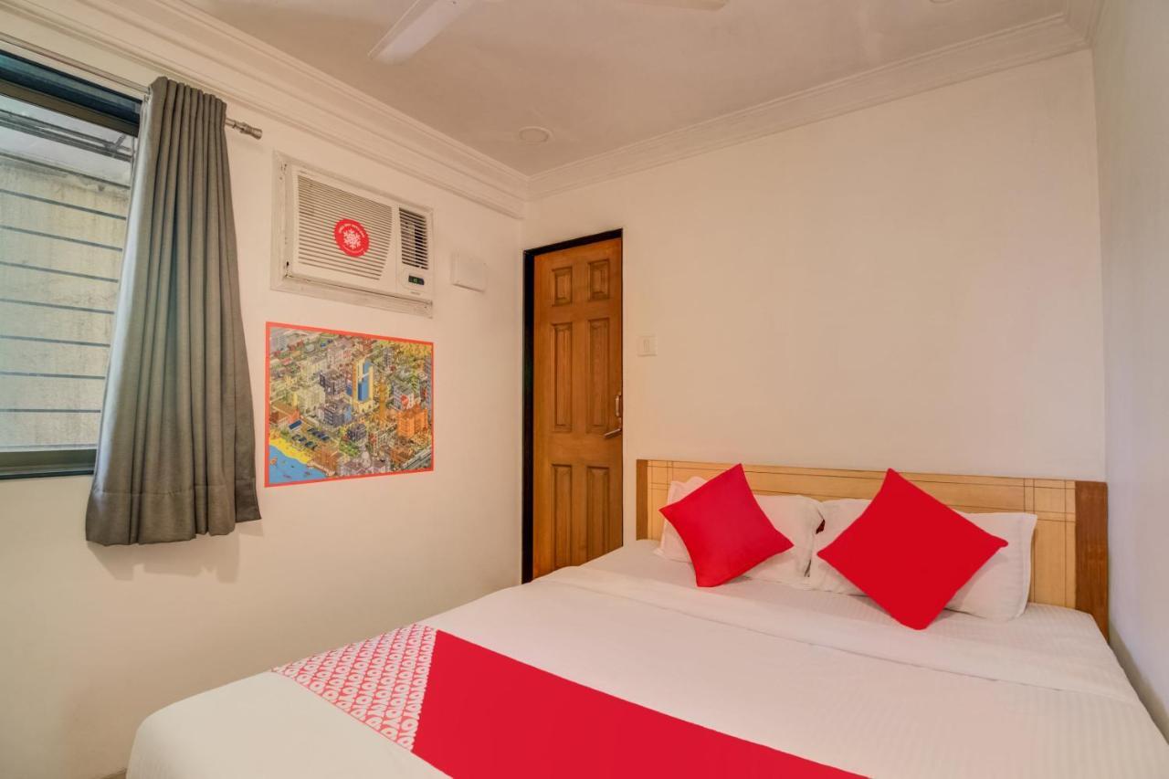 Oyo Flagship 572 Santacruz West Hotel Bombaim