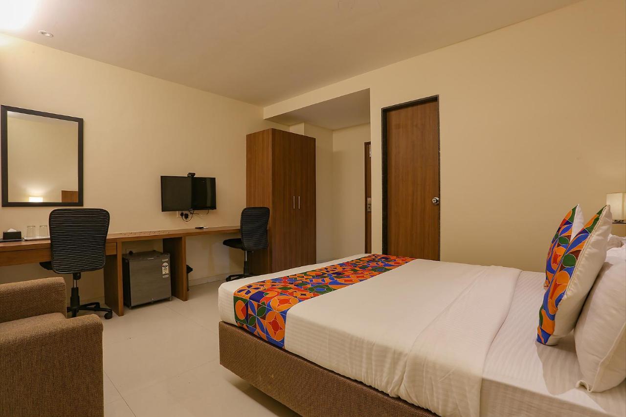 Hotel Fabhotel Royal International Bombaim