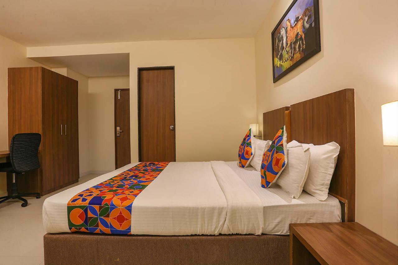 Hotel Fabhotel Royal International Bombaim