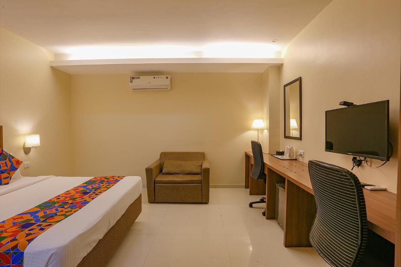 Hotel Fabhotel Royal International Bombaim