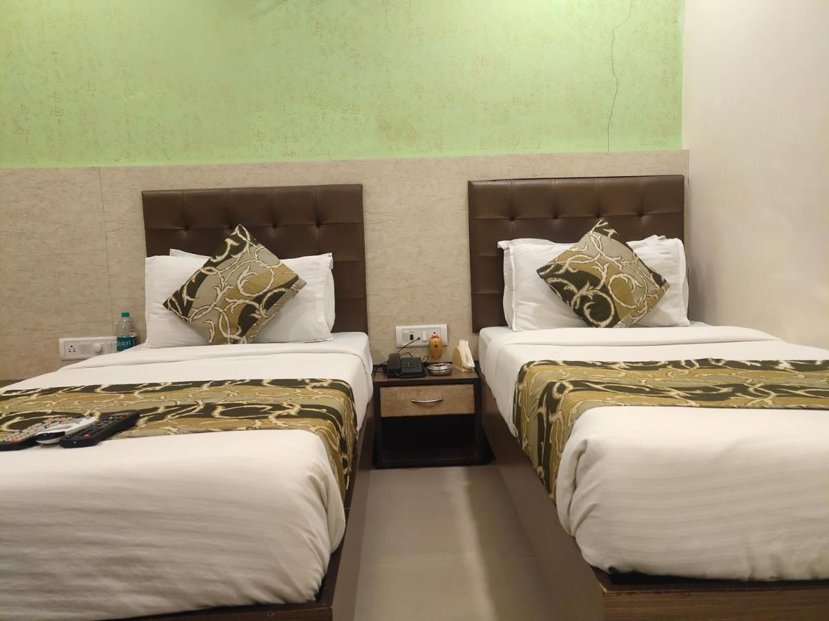 Golden Nest Popular Residency 2* Mumbai