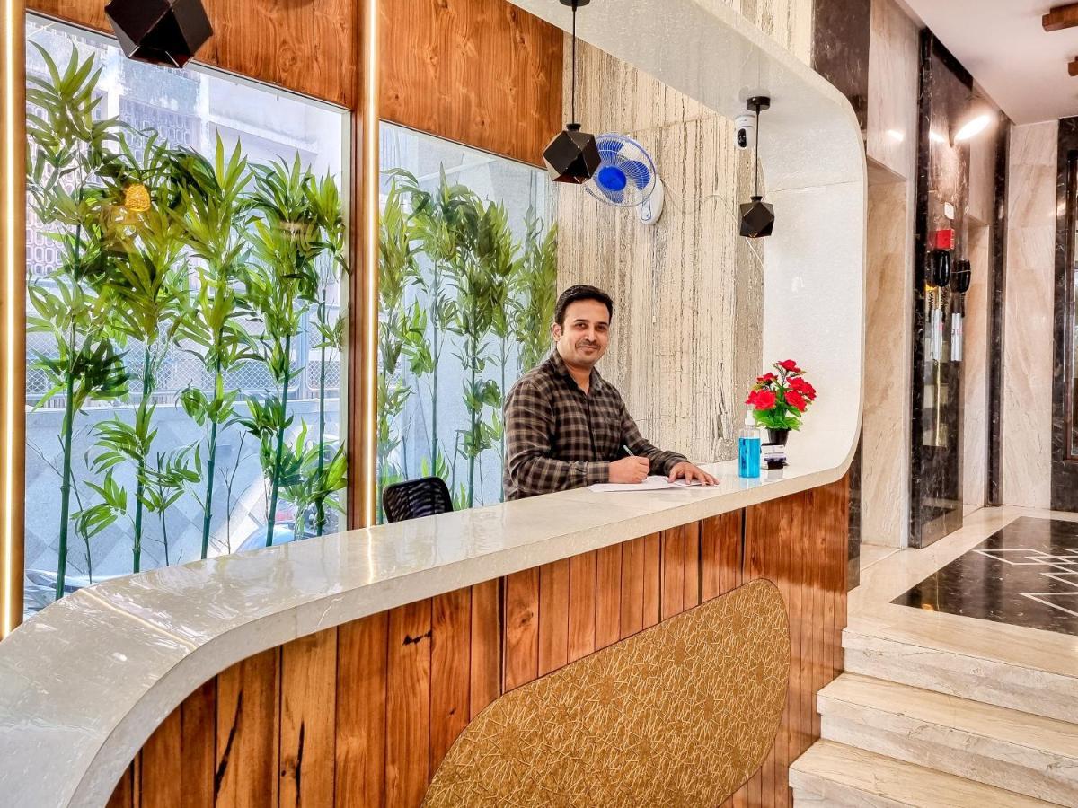 Home2 And Service Apartments, Airport