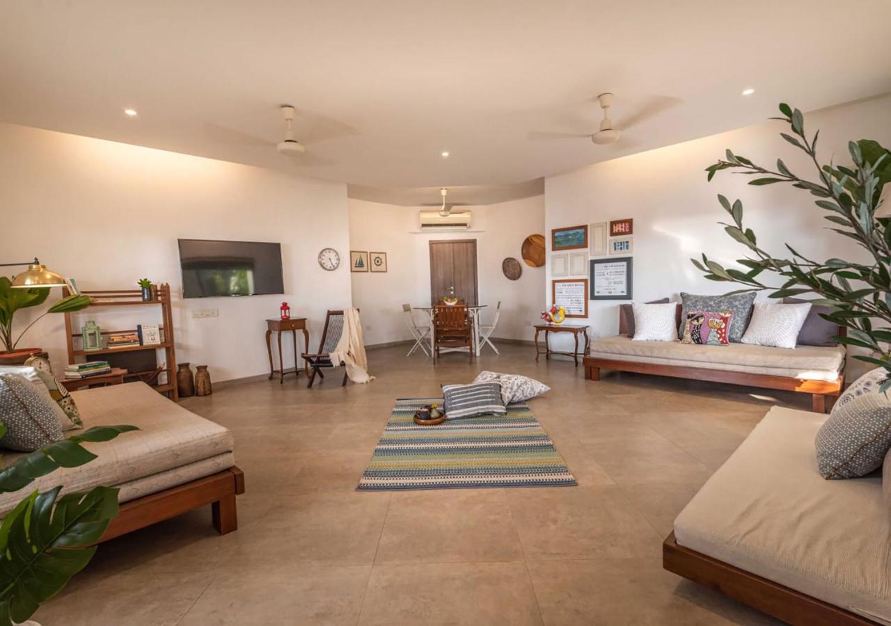 Holiday home Oceanfront, Private Pool Villa, 2 Bed • Uttanbeach *