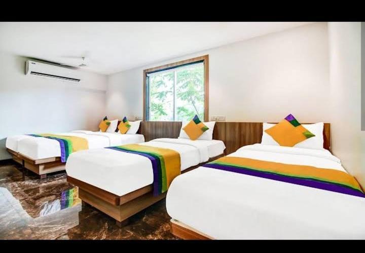Guest house Hotel Royal Oak Navi Mumbai-Stz 1002
